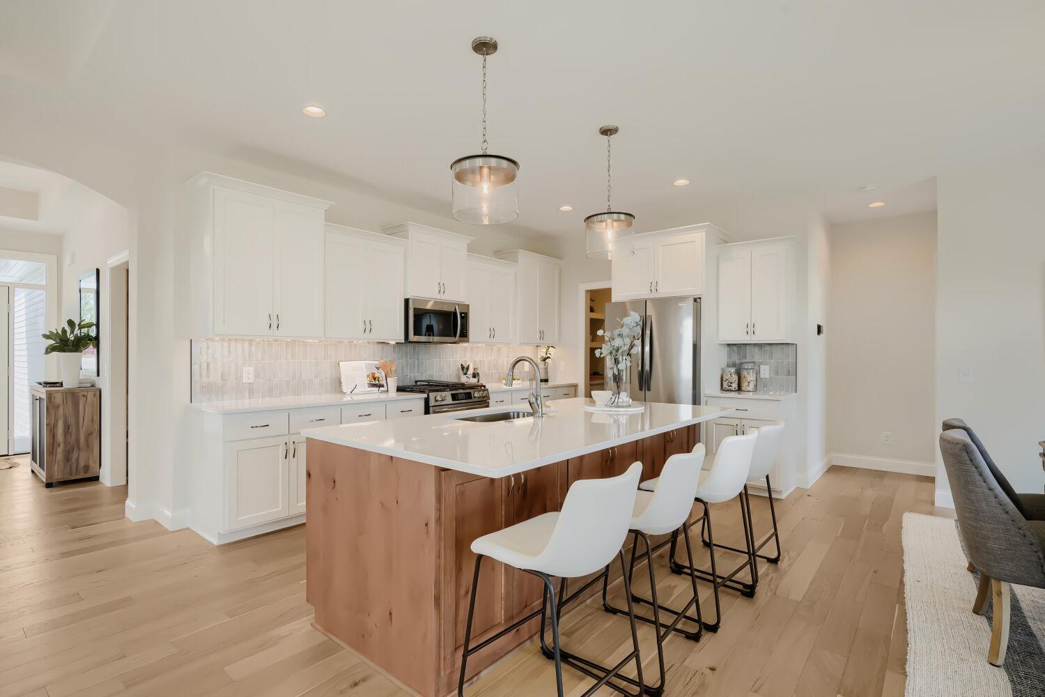 1225 136th Street E Property Photo 14