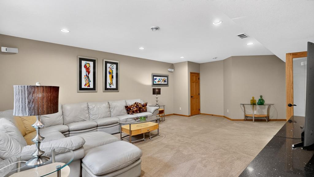 2201 7th Street Nw A Property Photo 63