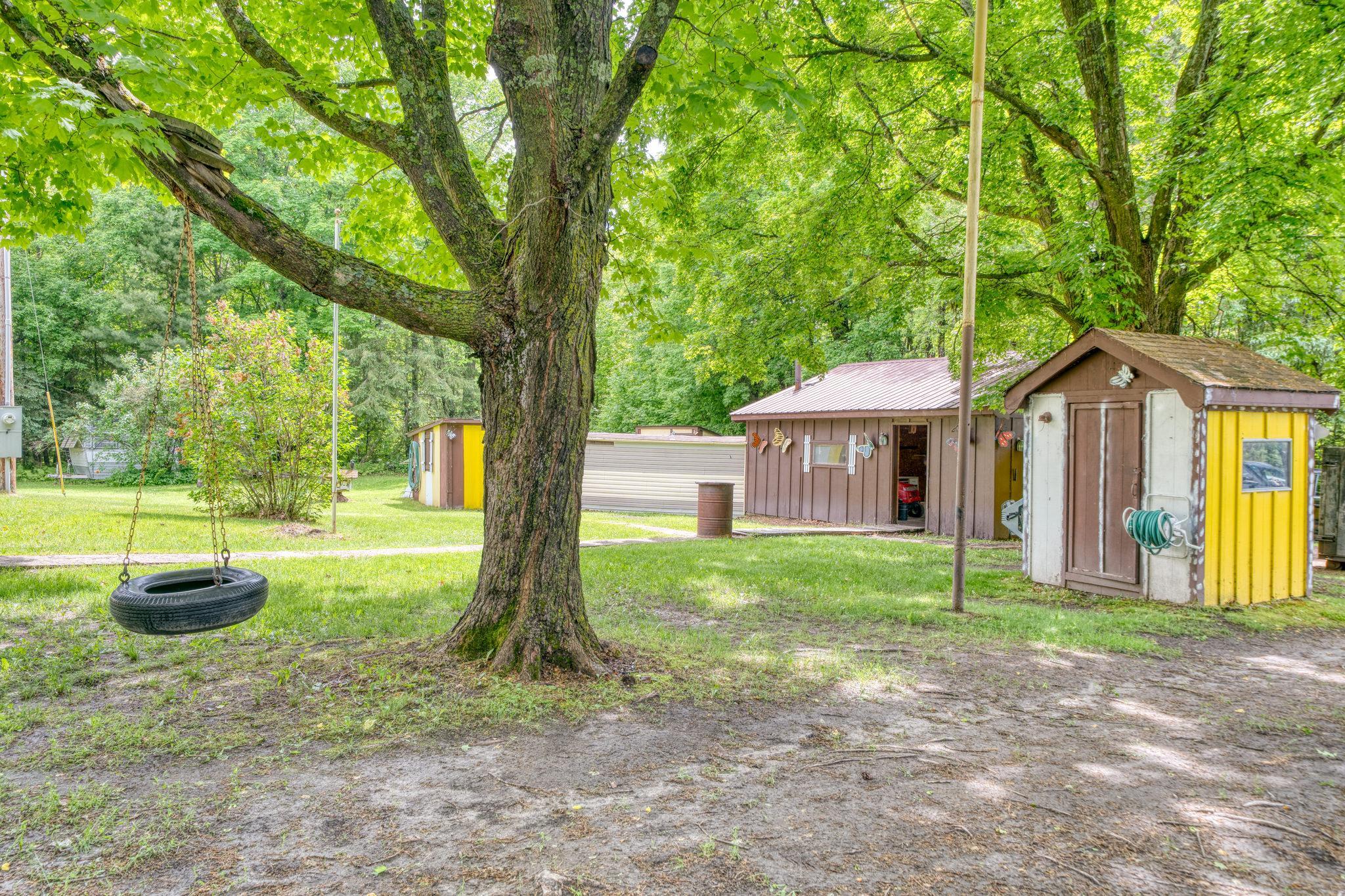 48215 Hawthorn Dr Property Photo 21