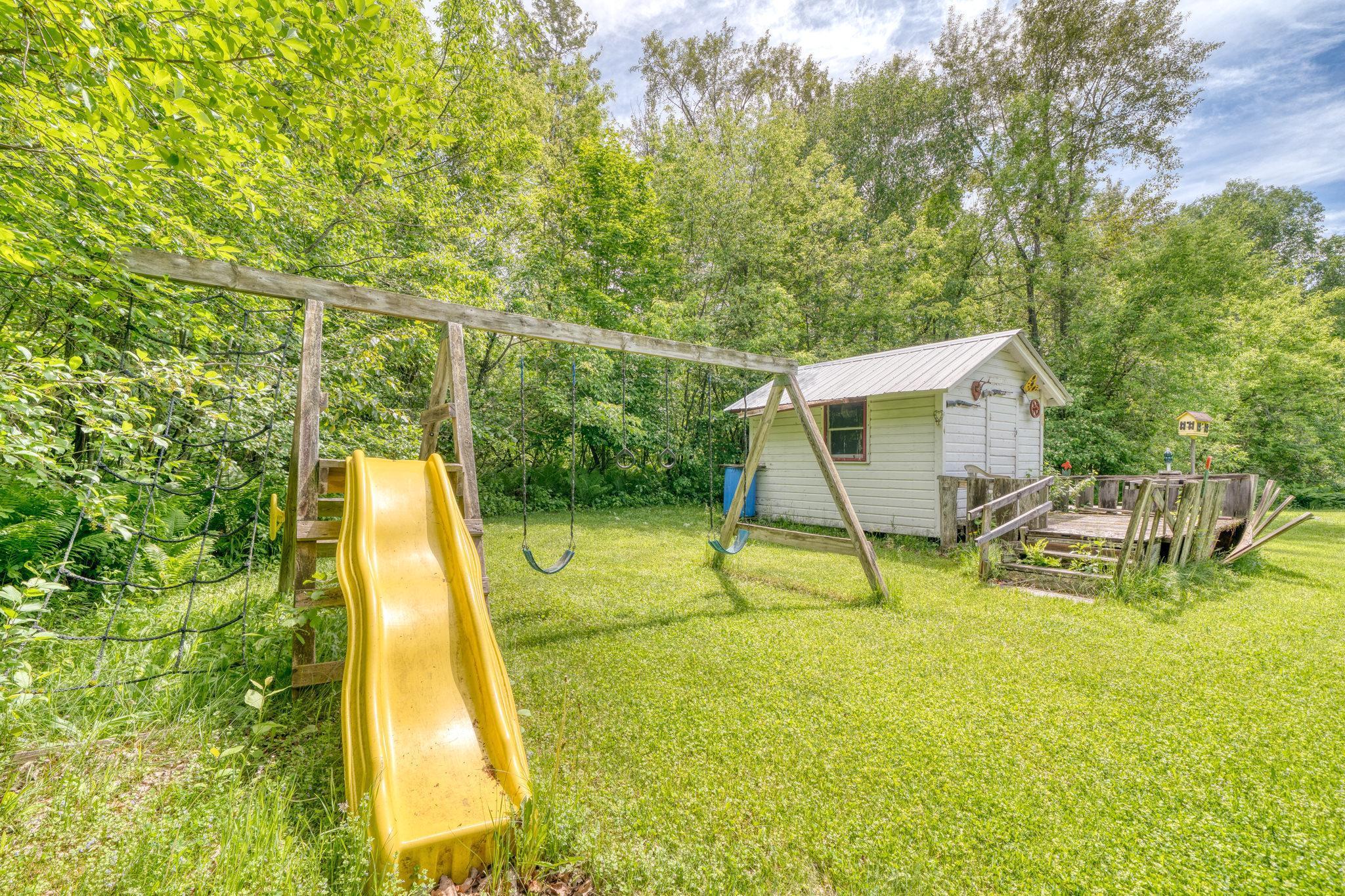 48215 Hawthorn Dr Property Photo 28
