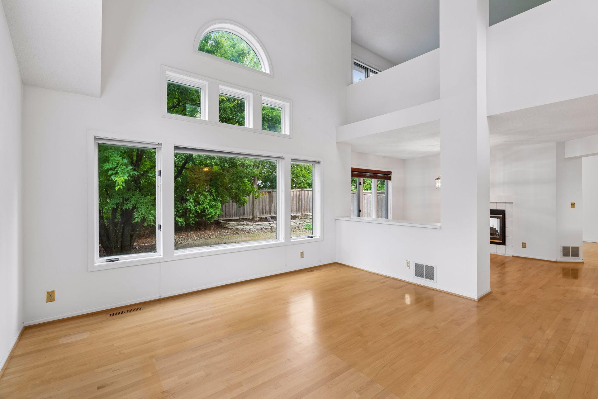 15575 17th Place N Property Photo 6