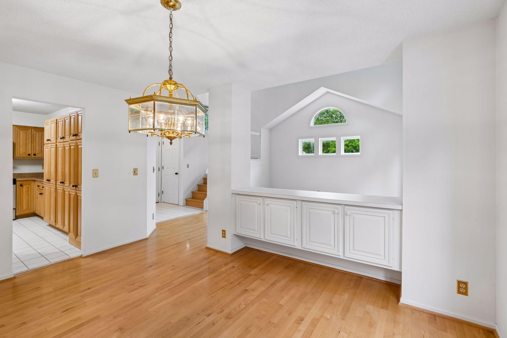 15575 17th Place N Property Photo 9