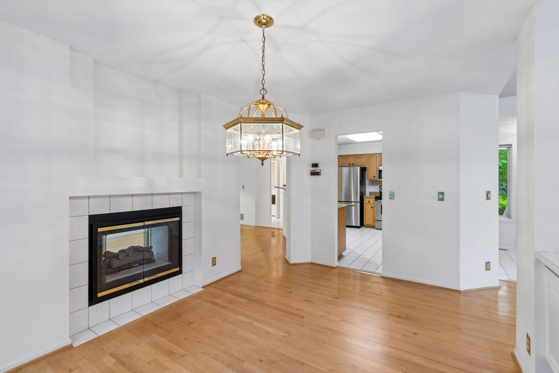 15575 17th Place N Property Photo 10