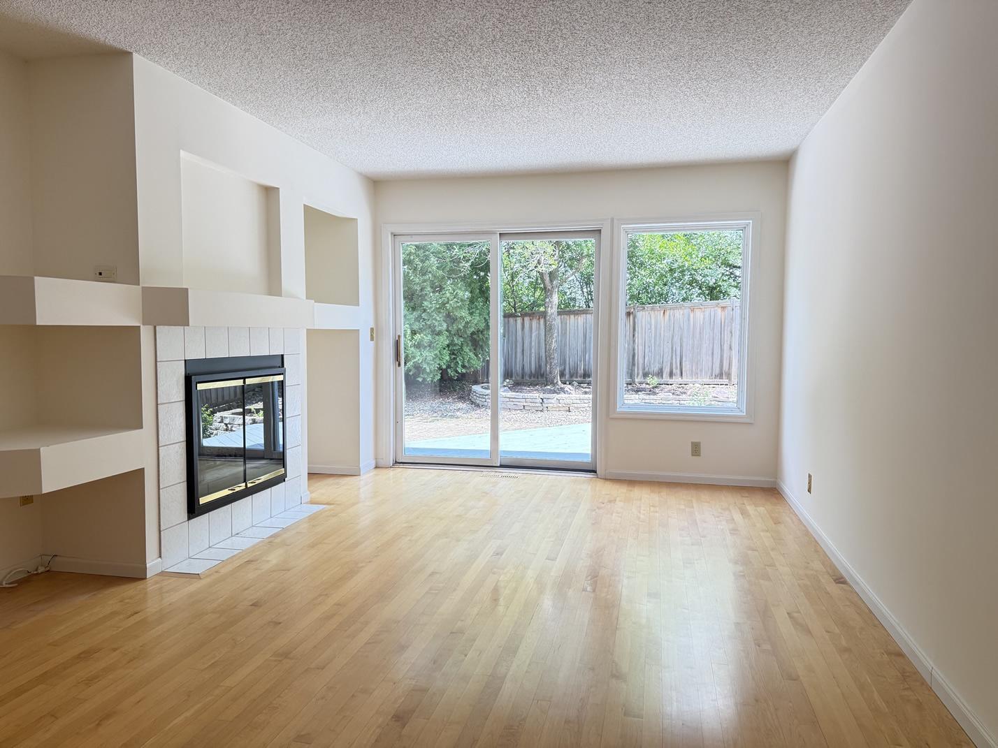 15575 17th Place N Property Photo 16