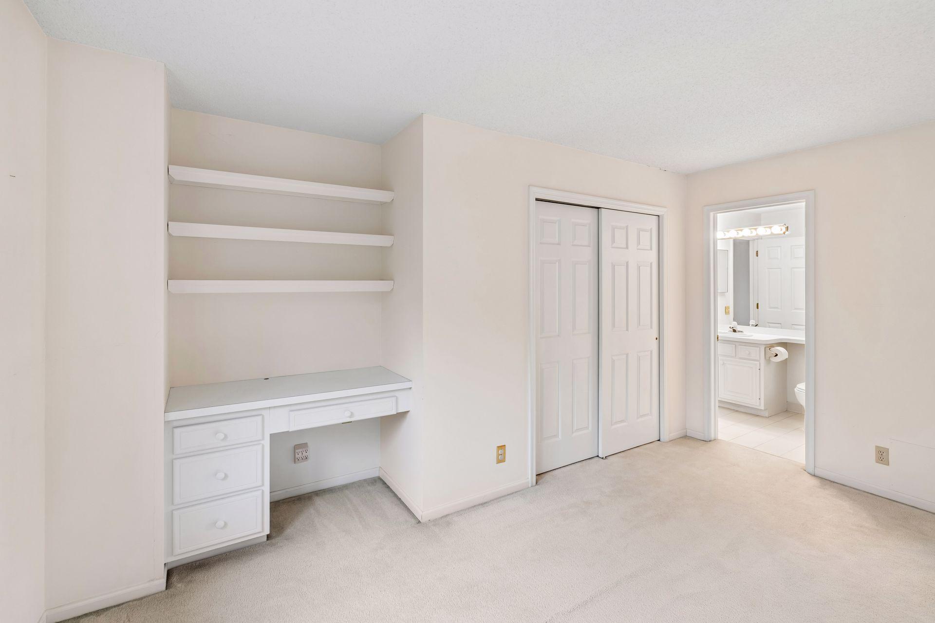 15575 17th Place N Property Photo 25