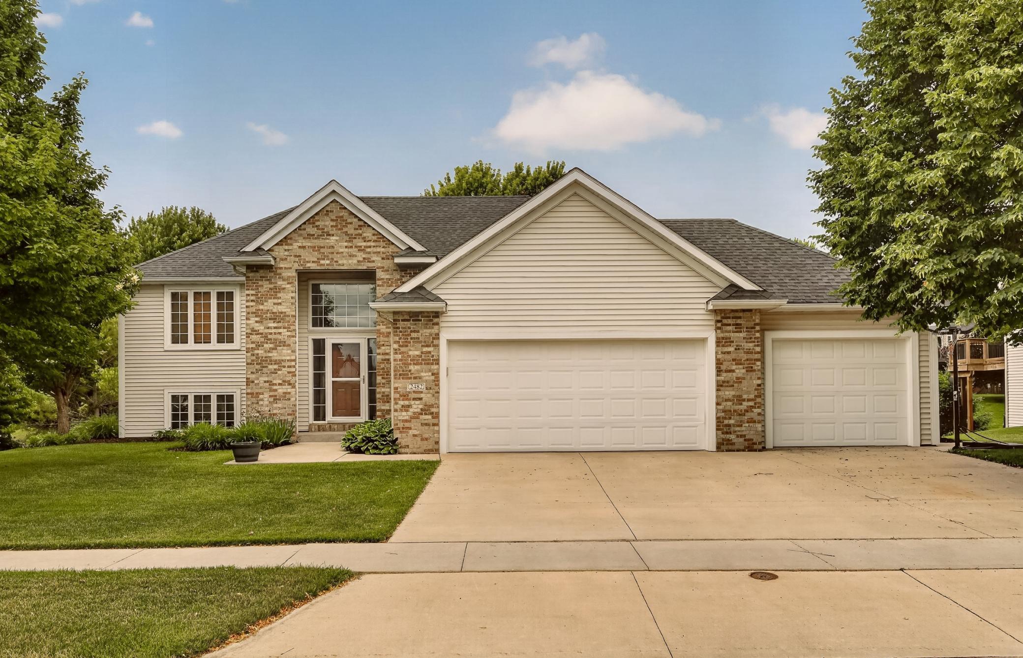 2482 Crimson Ridge Circle Nw Property Photo 1