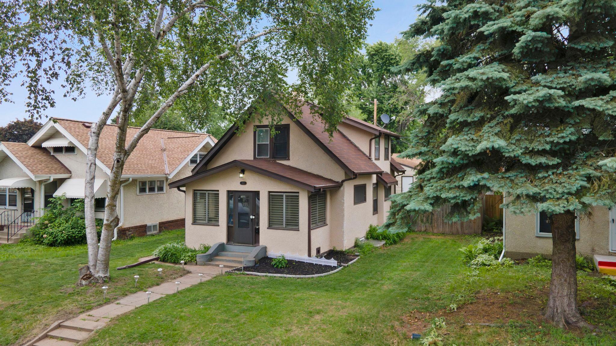 3810 Thomas Avenue N Property Photo 1