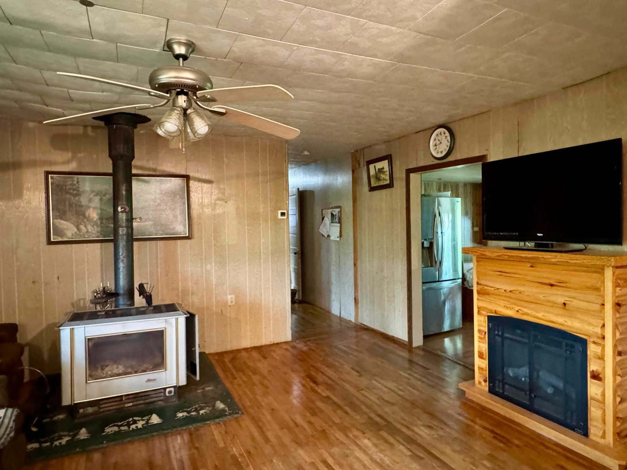 25091 County Highway 48 Property Photo 3