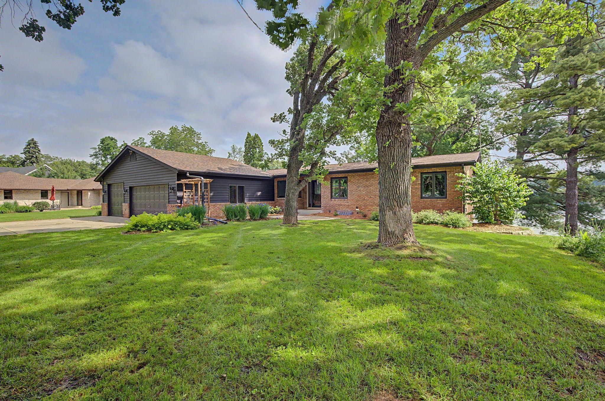 725 Bradford Avenue Property Photo 10