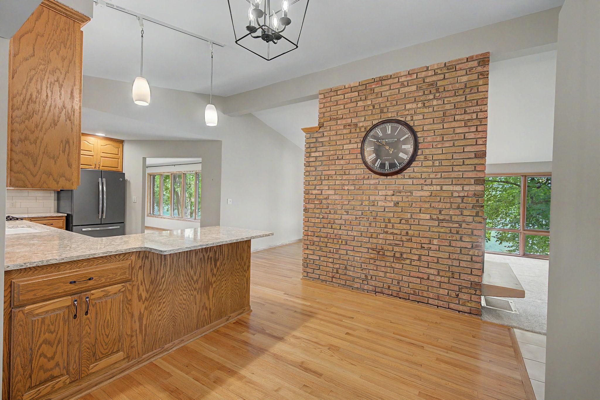 725 Bradford Avenue Property Photo 26