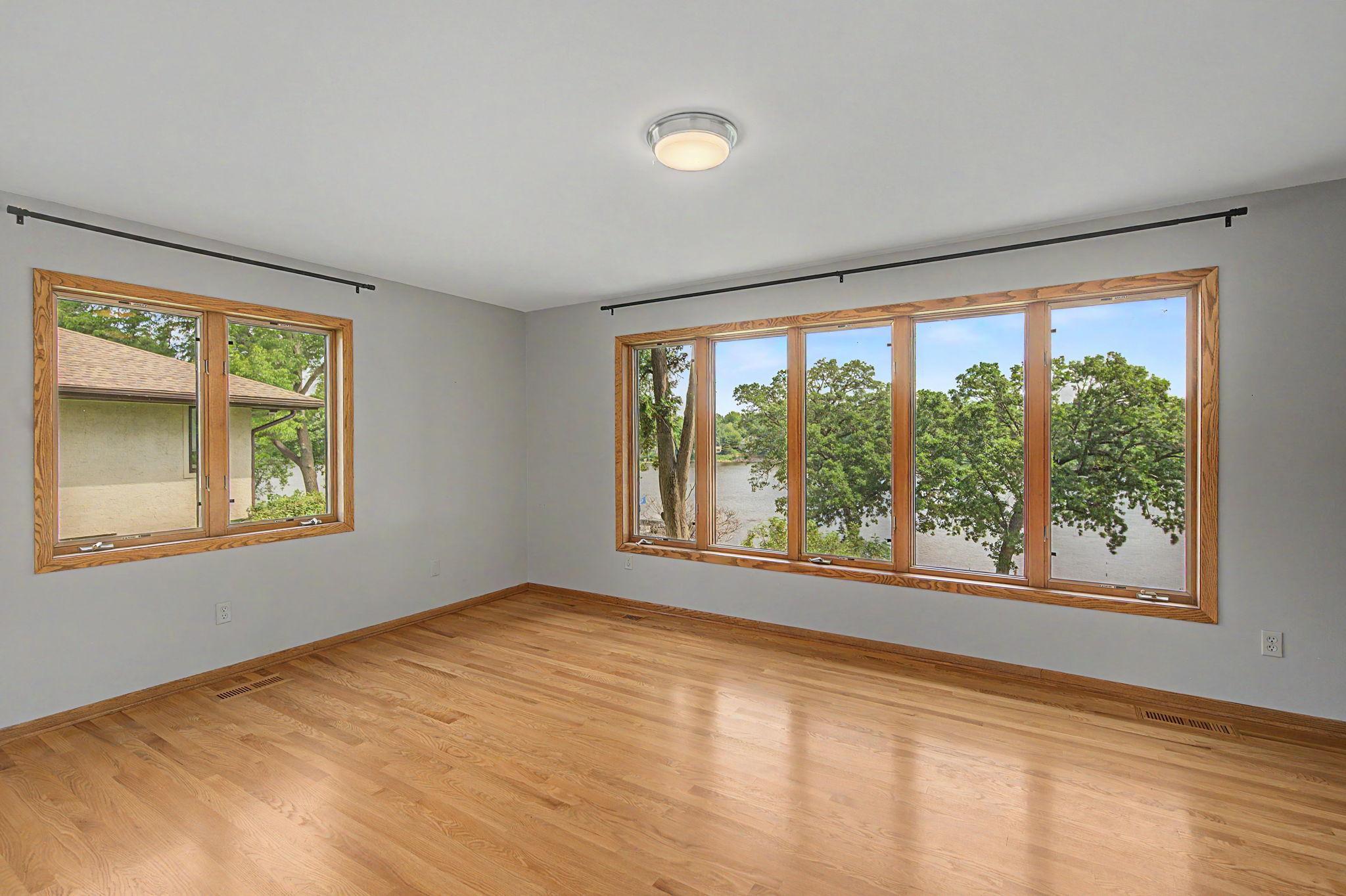 725 Bradford Avenue Property Photo 30