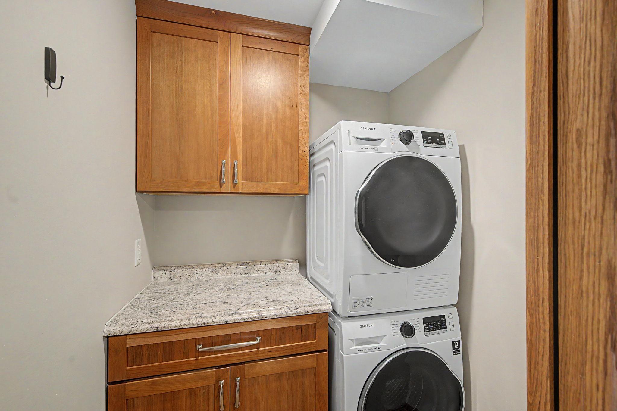 725 Bradford Avenue Property Photo 72