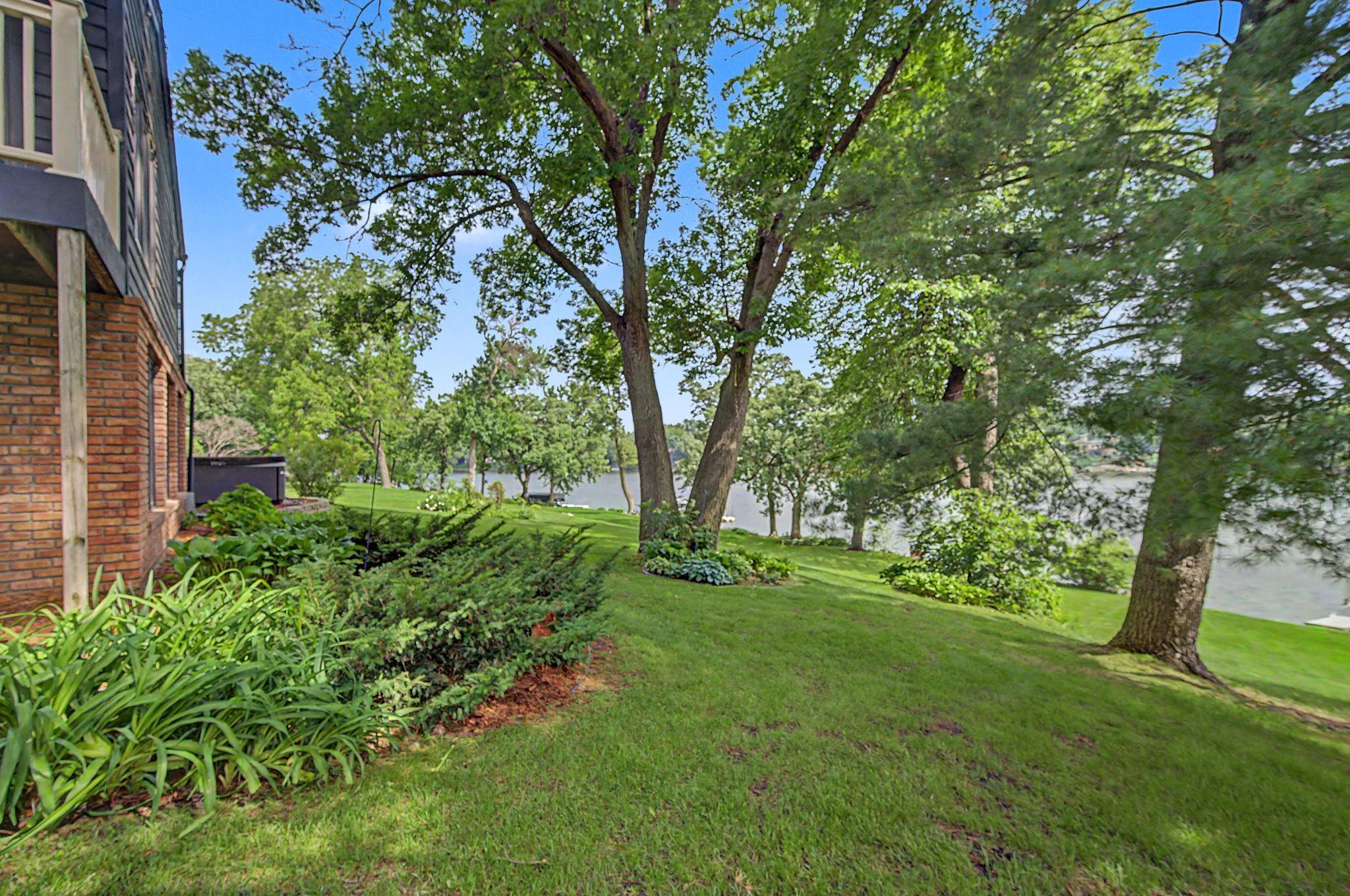 725 Bradford Avenue Property Photo 89