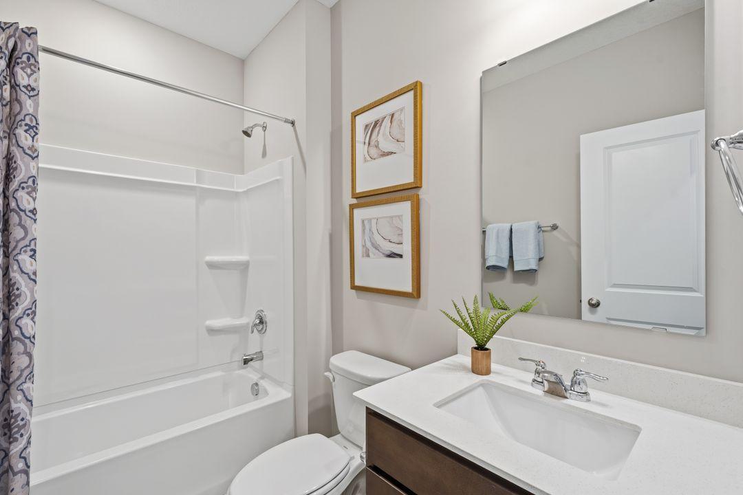 1712 Oak Creek Drive Property Photo 13
