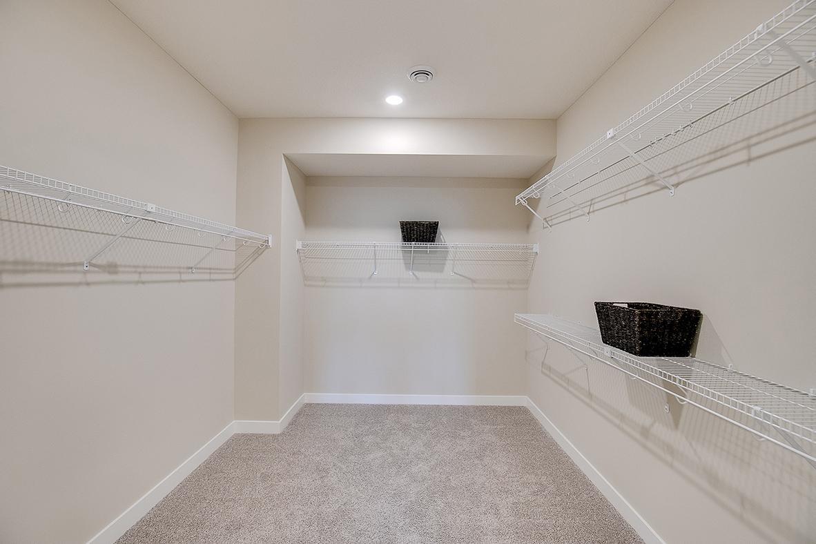 1712 Oak Creek Drive Property Photo 17