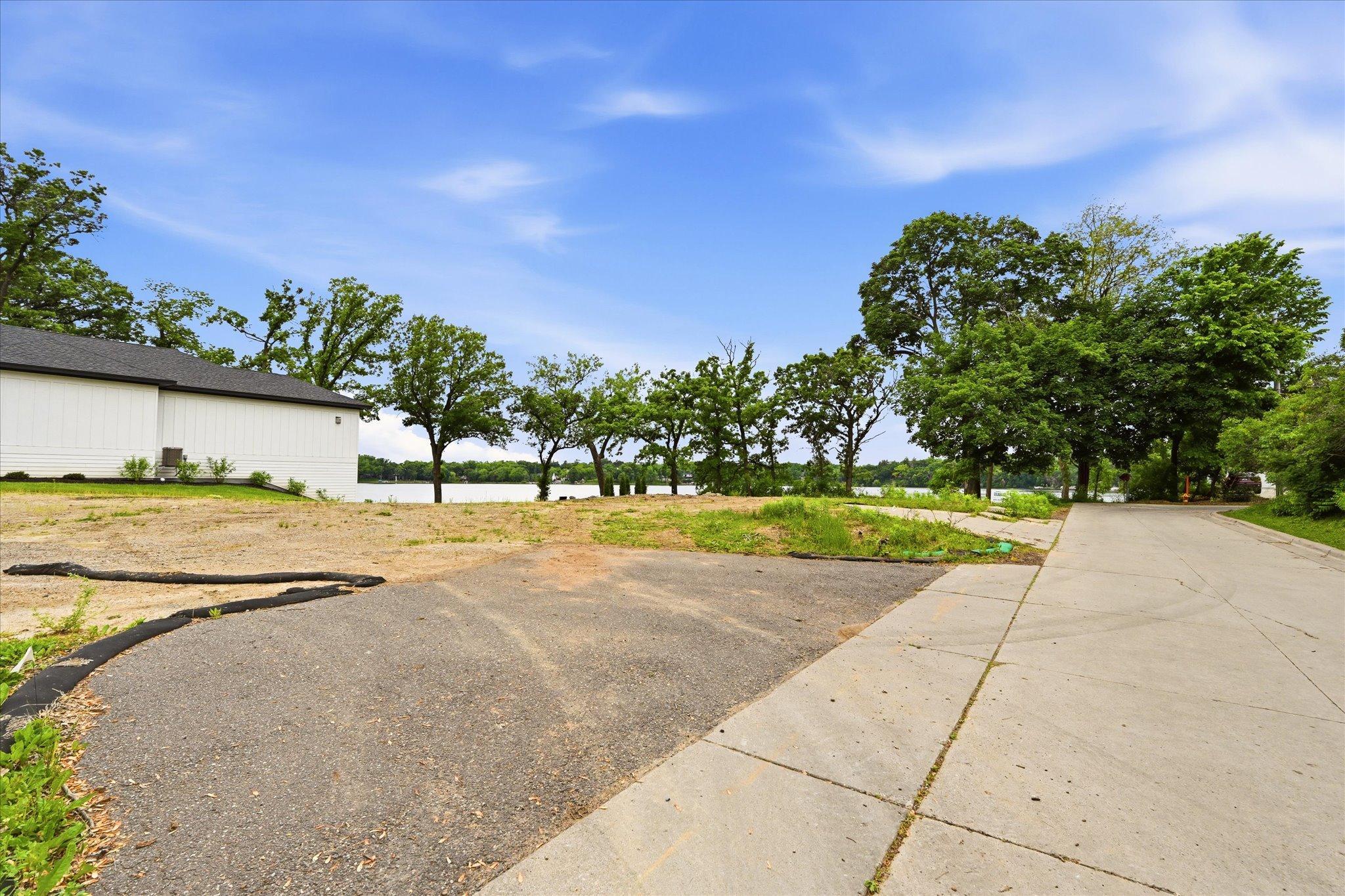 1184 Edgewater Avenue Property Photo 23