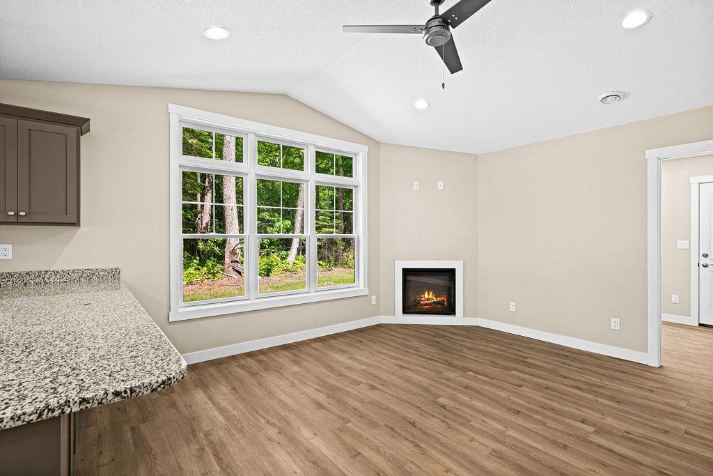 3138 Maple Drive Property Photo 5