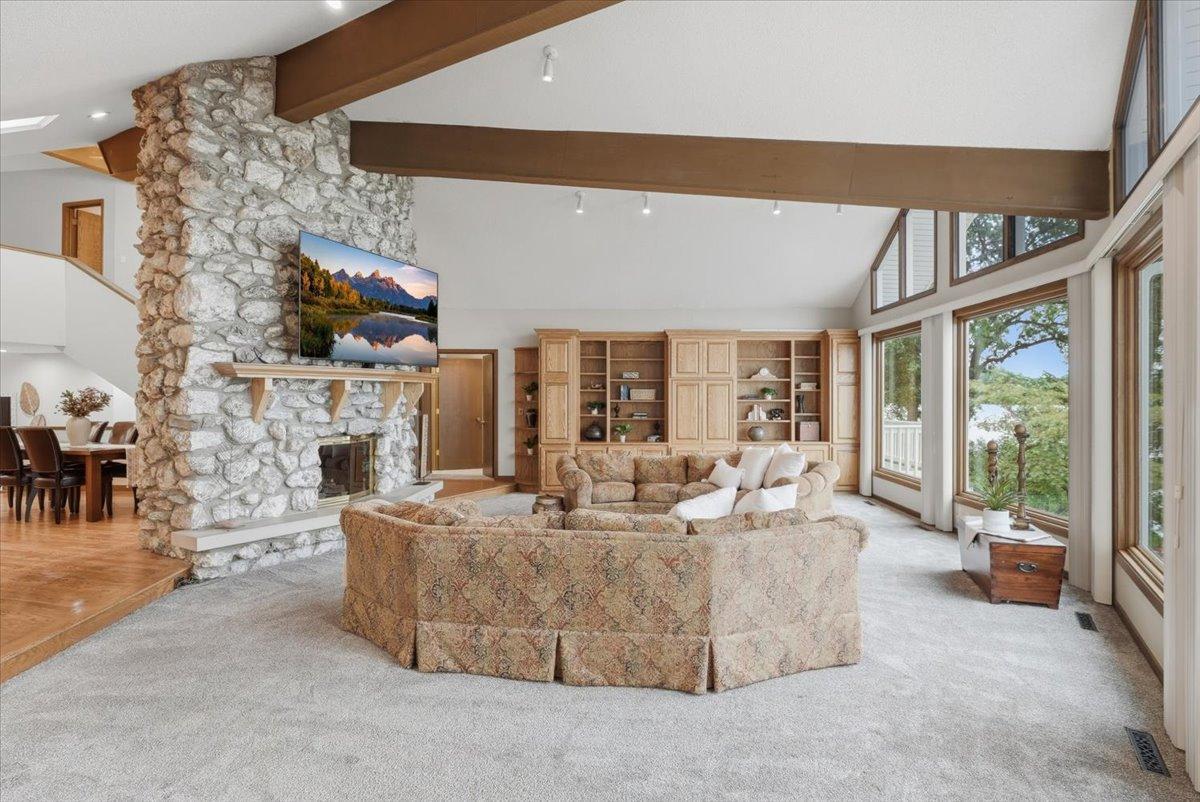 737 Carla Lane Property Photo 15