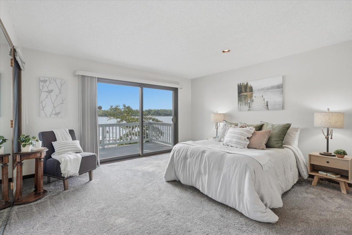 737 Carla Lane Property Photo 22