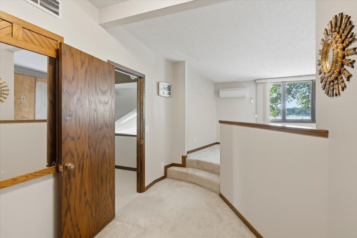 737 Carla Lane Property Photo 27
