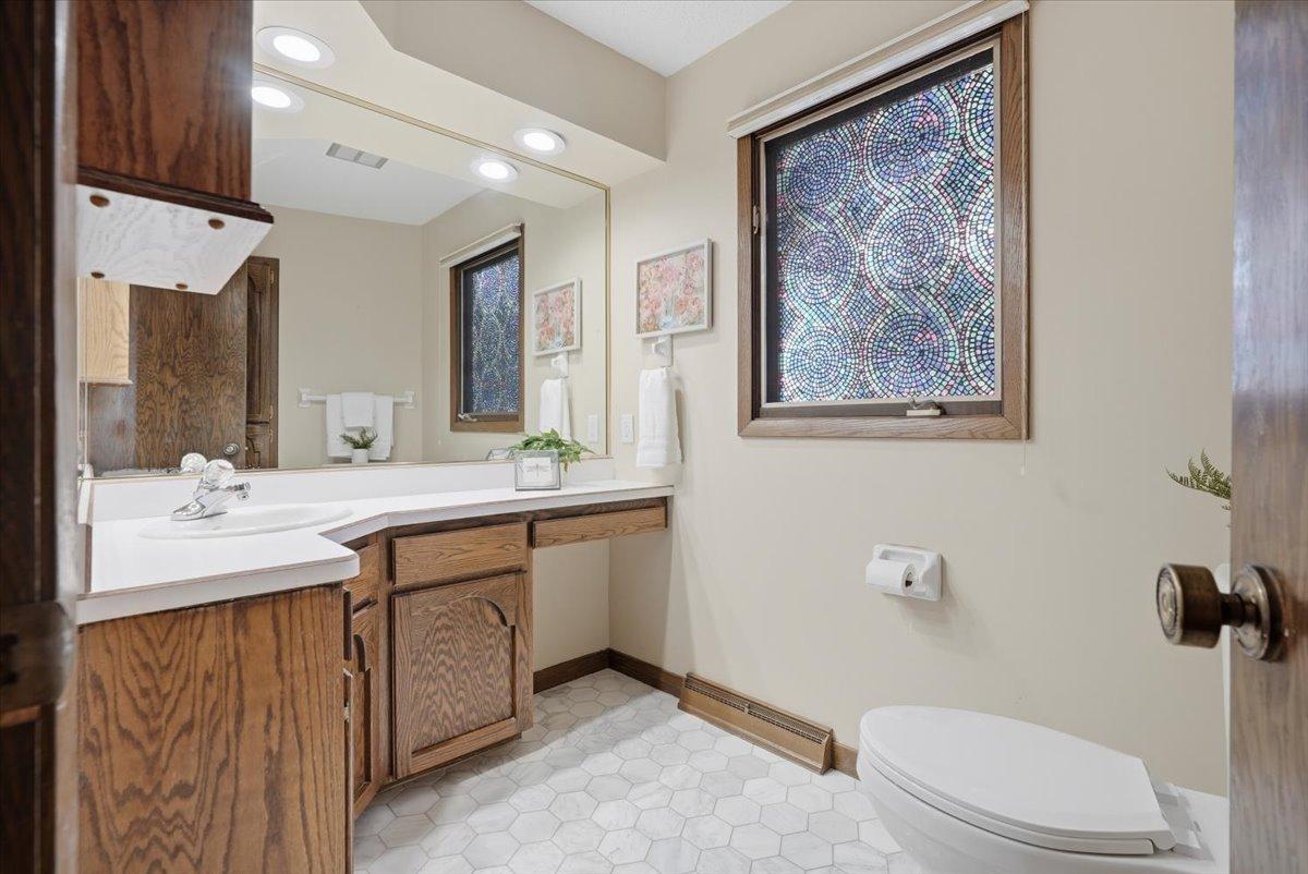 737 Carla Lane Property Photo 28