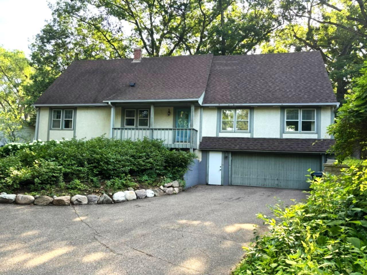 7017 Valley View Road Property Photo 1
