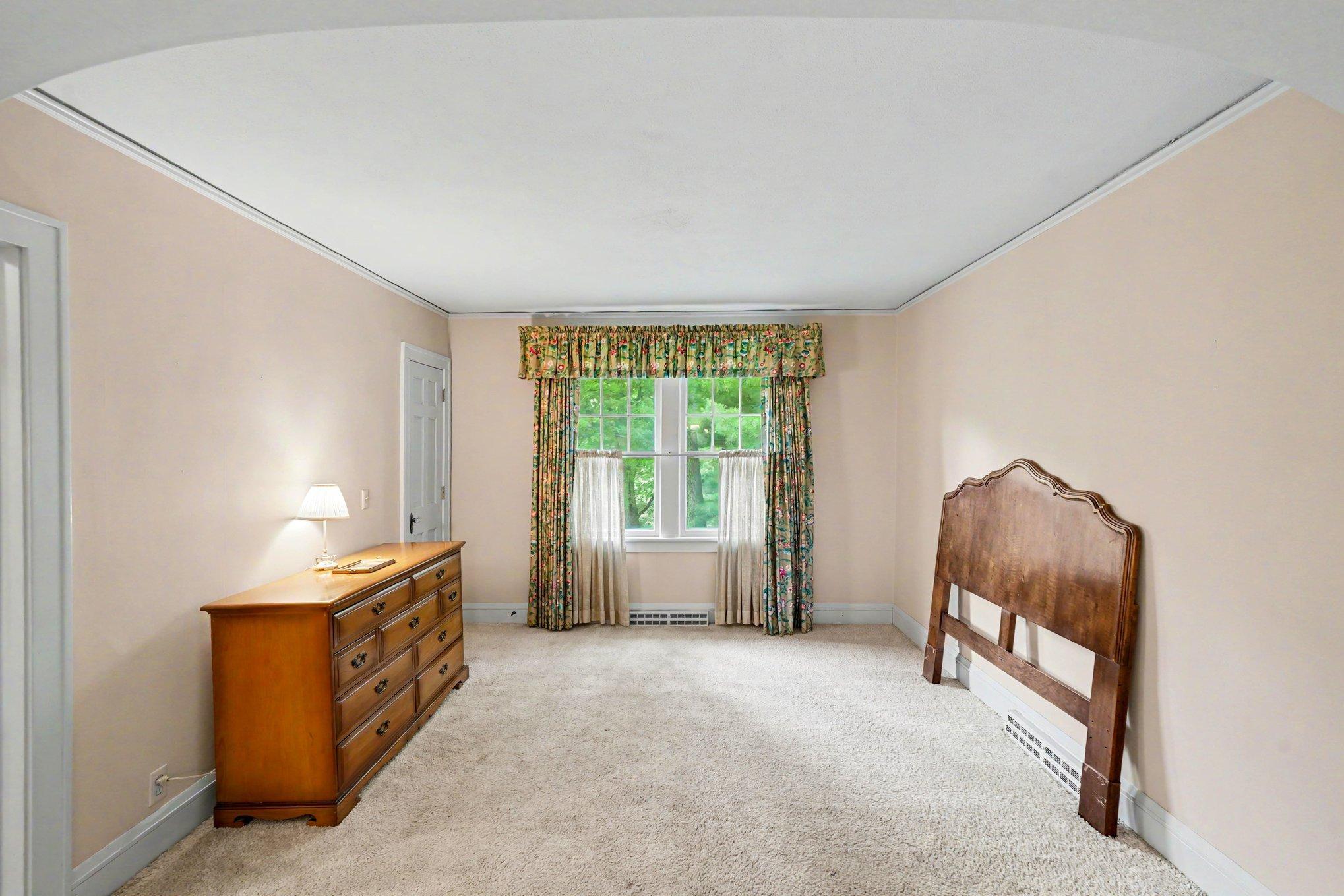 7017 Valley View Road Property Photo 10