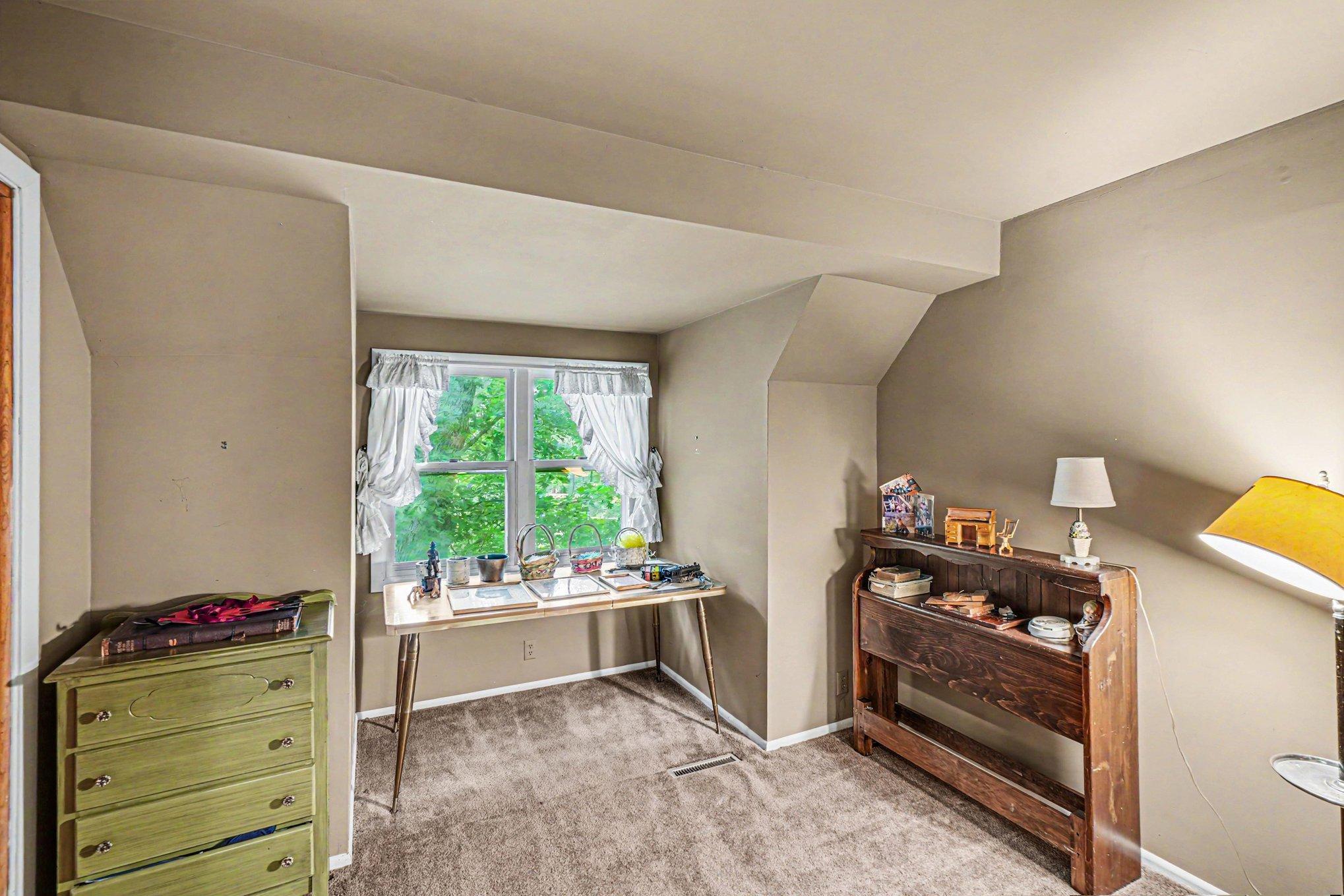 7017 Valley View Road Property Photo 14