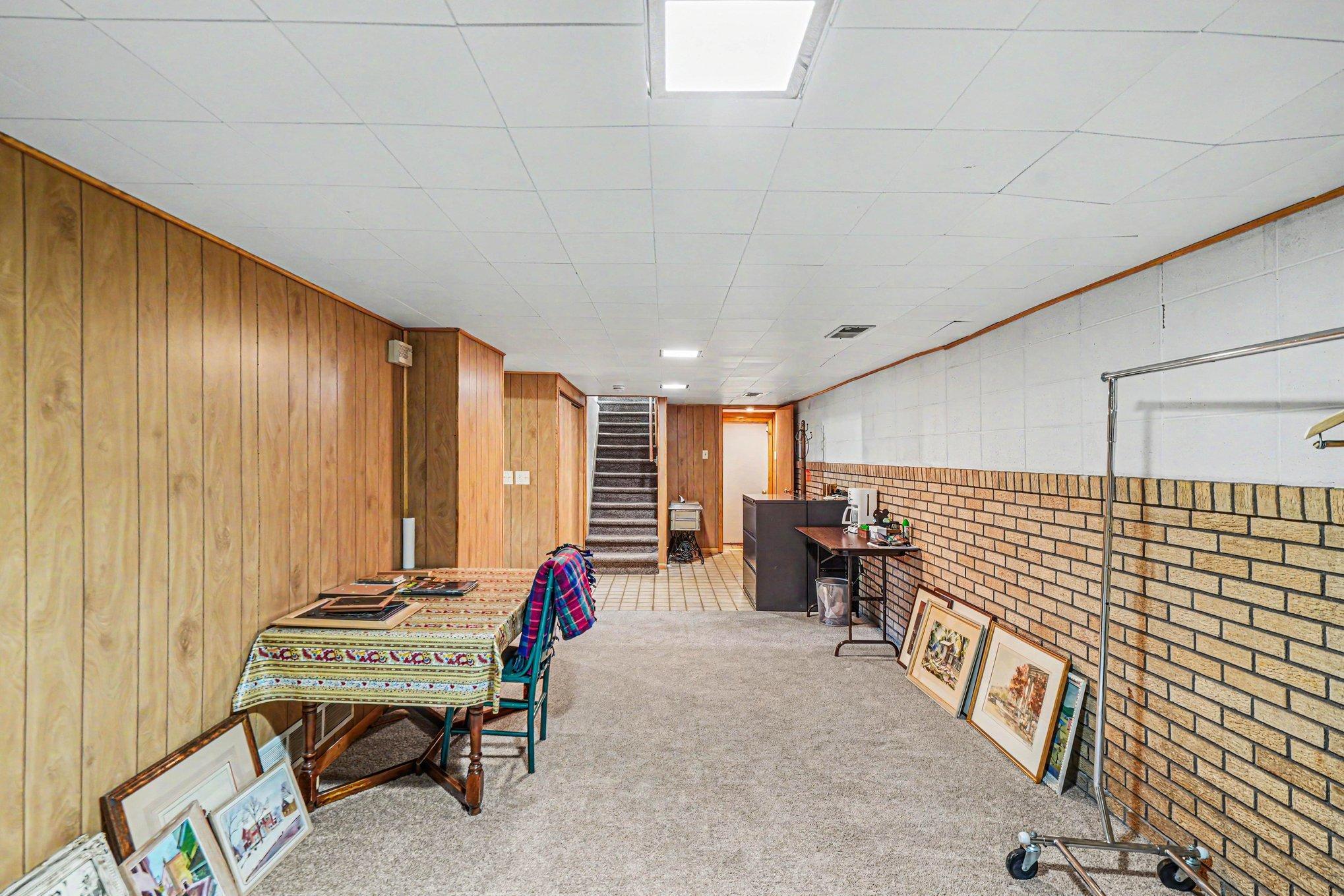 7017 Valley View Road Property Photo 15