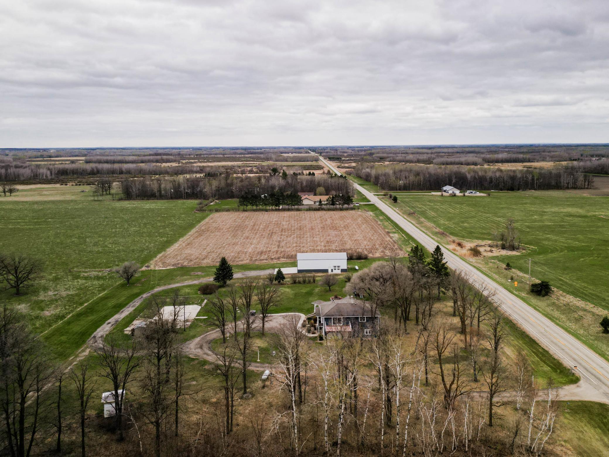 42950 County Highway 19 Property Photo 90
