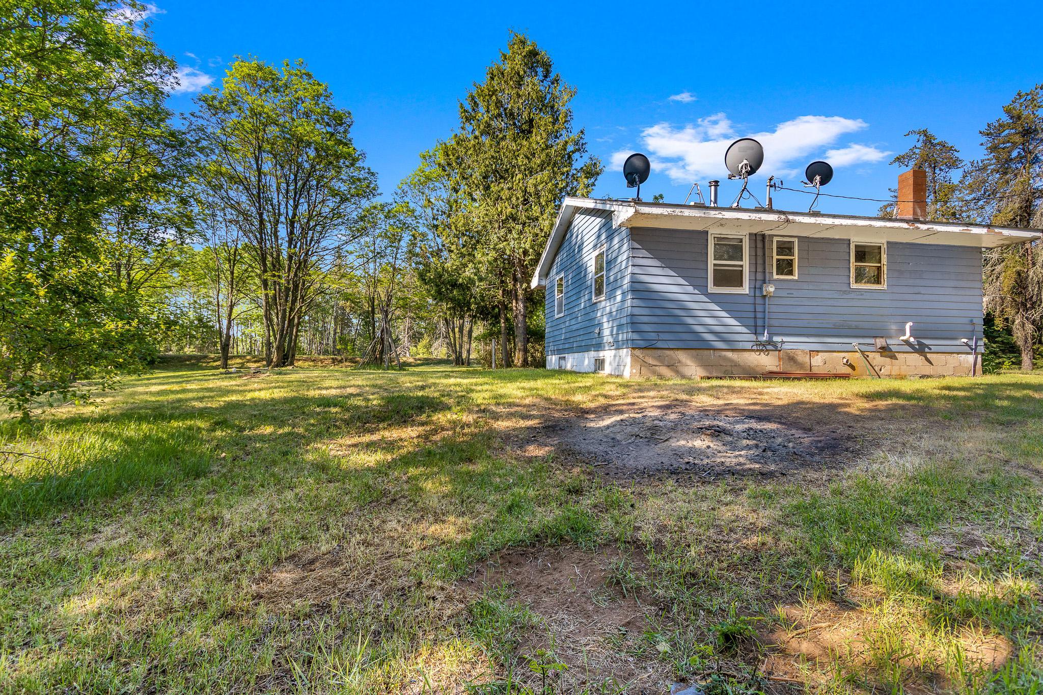 79548 Second Lake Road Property Photo 4