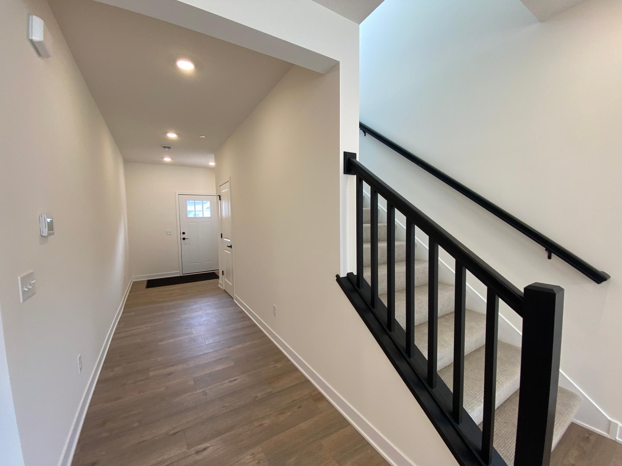 13793 Hollybrook Circle Property Photo 3