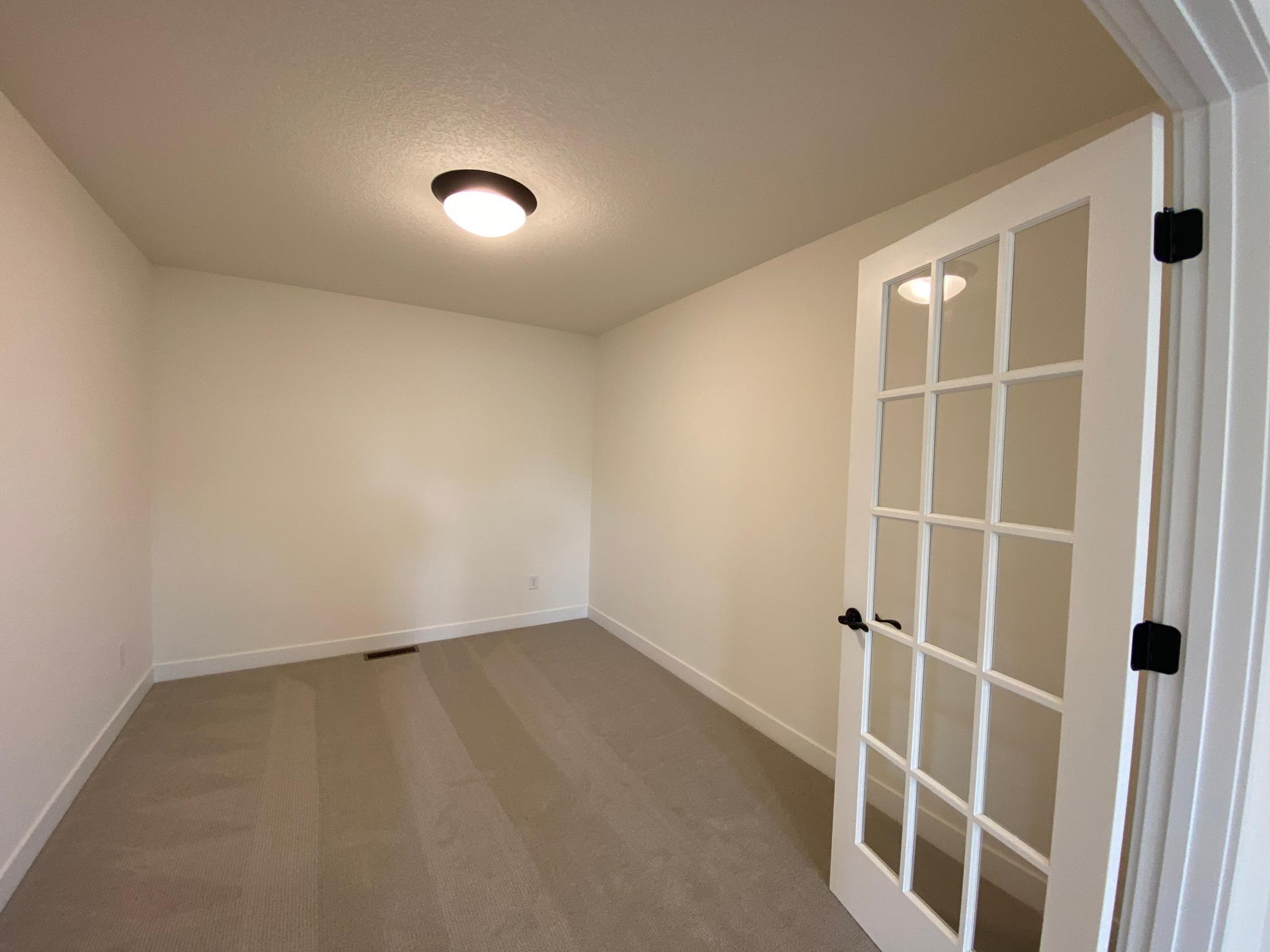 13793 Hollybrook Circle Property Photo 9
