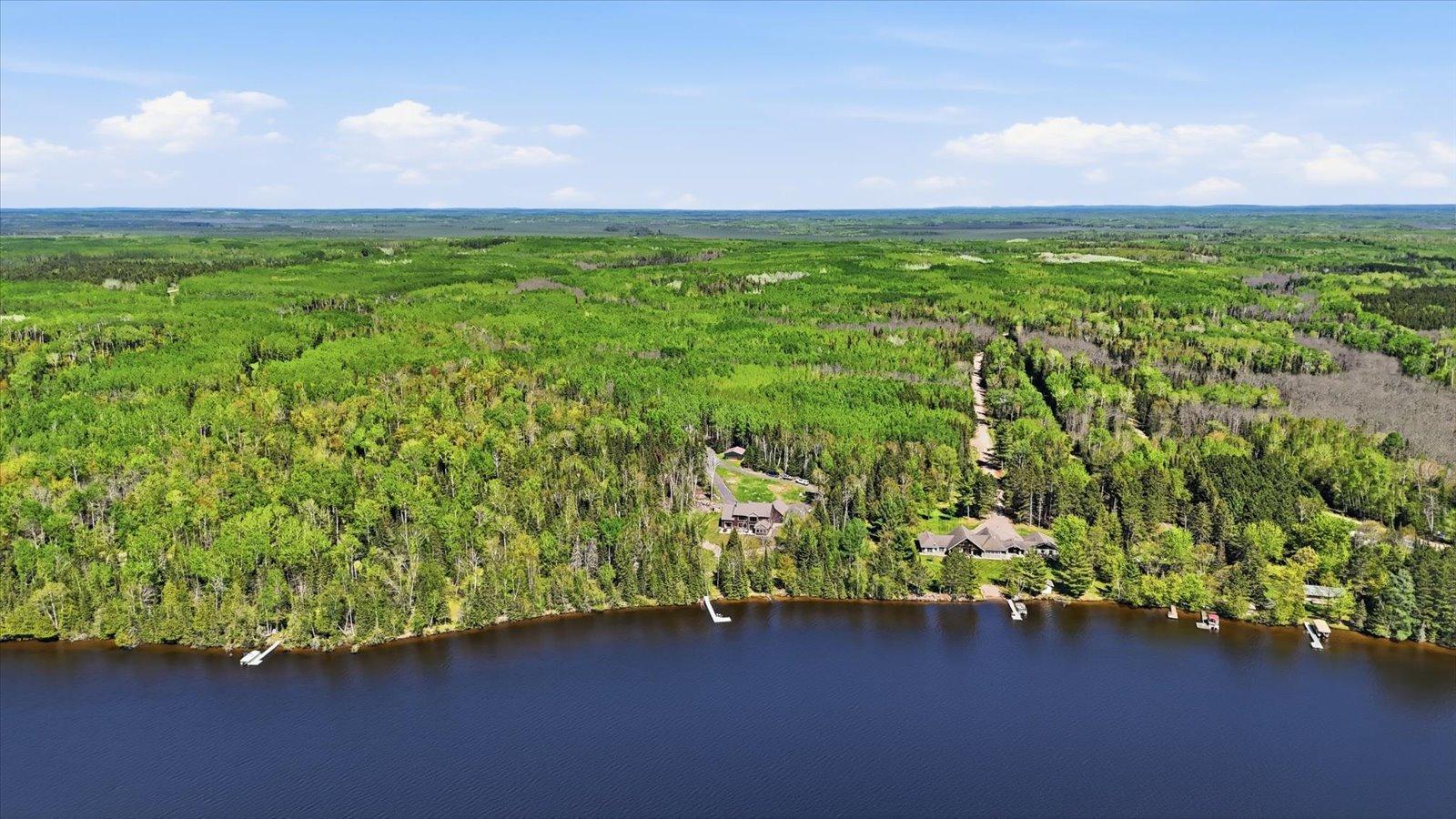 11679 Lakeshore Drive Property Photo 6