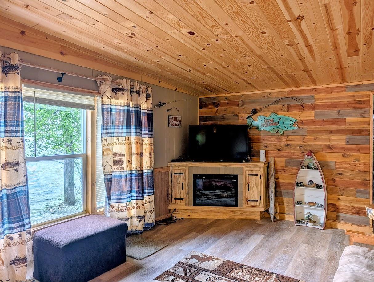 52555 223rd Place Property Photo 12