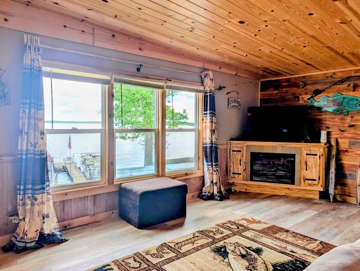 52555 223rd Place Property Photo 15