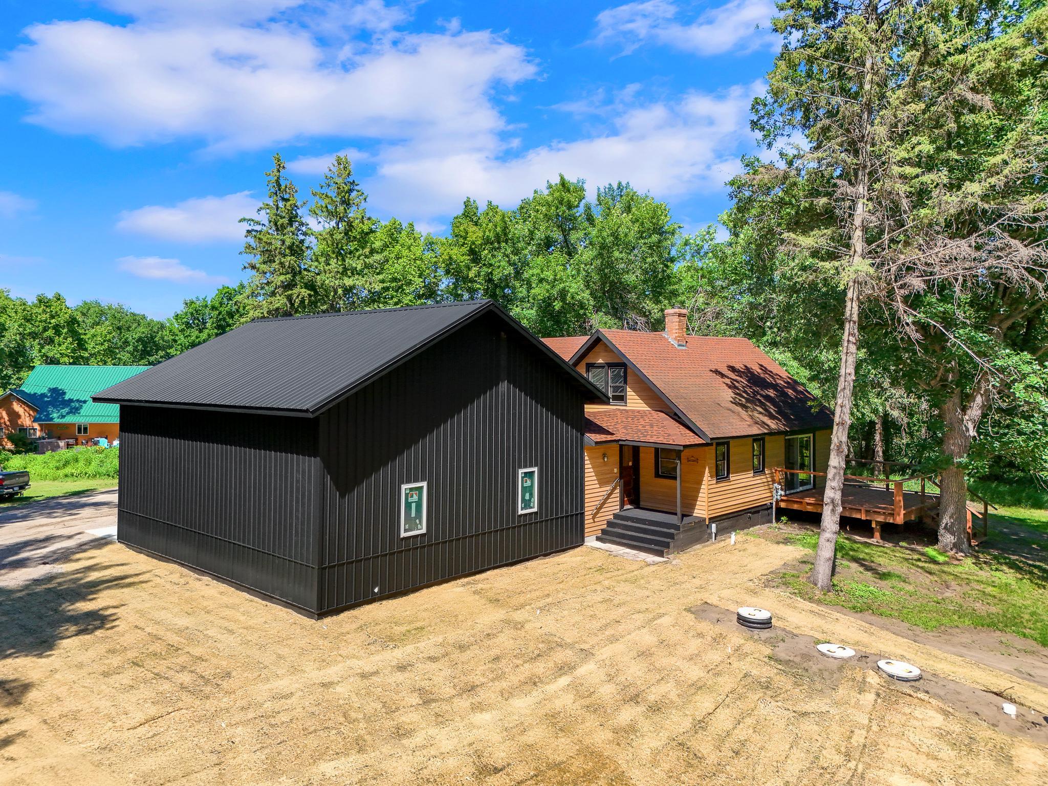 48410 Squaw Point Trl Property Photo 4