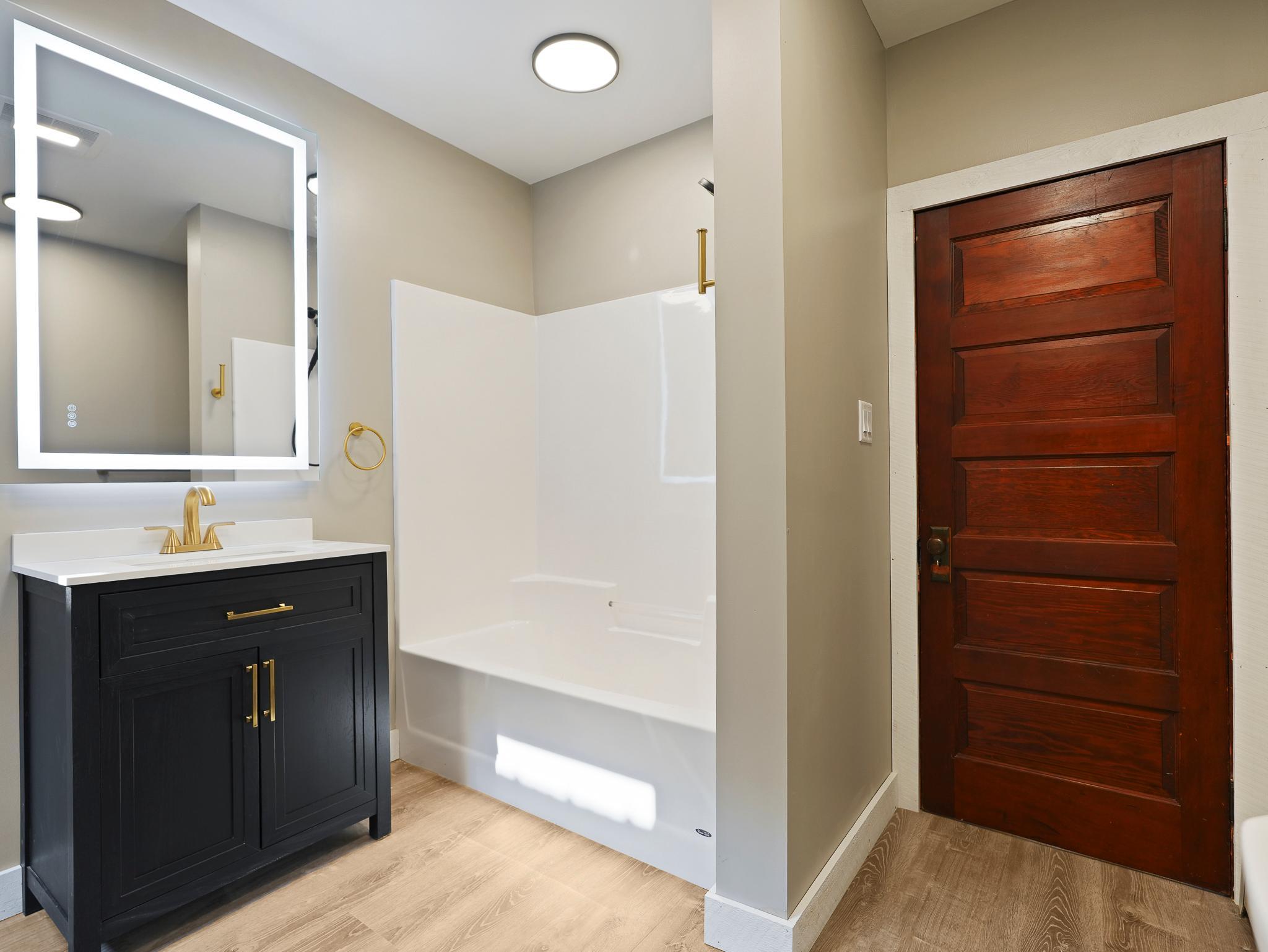 48410 Squaw Point Trl Property Photo 32