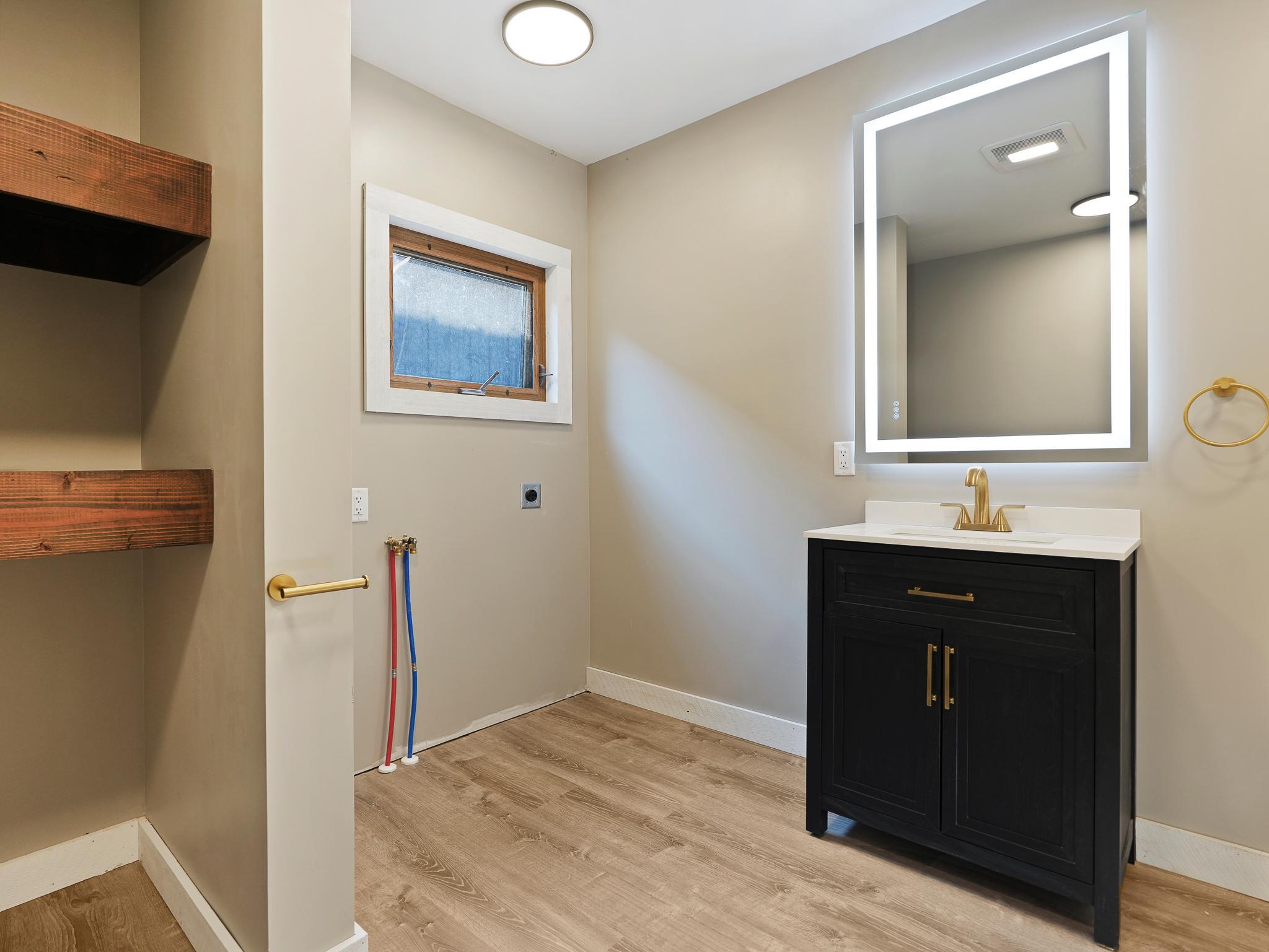 48410 Squaw Point Trl Property Photo 33