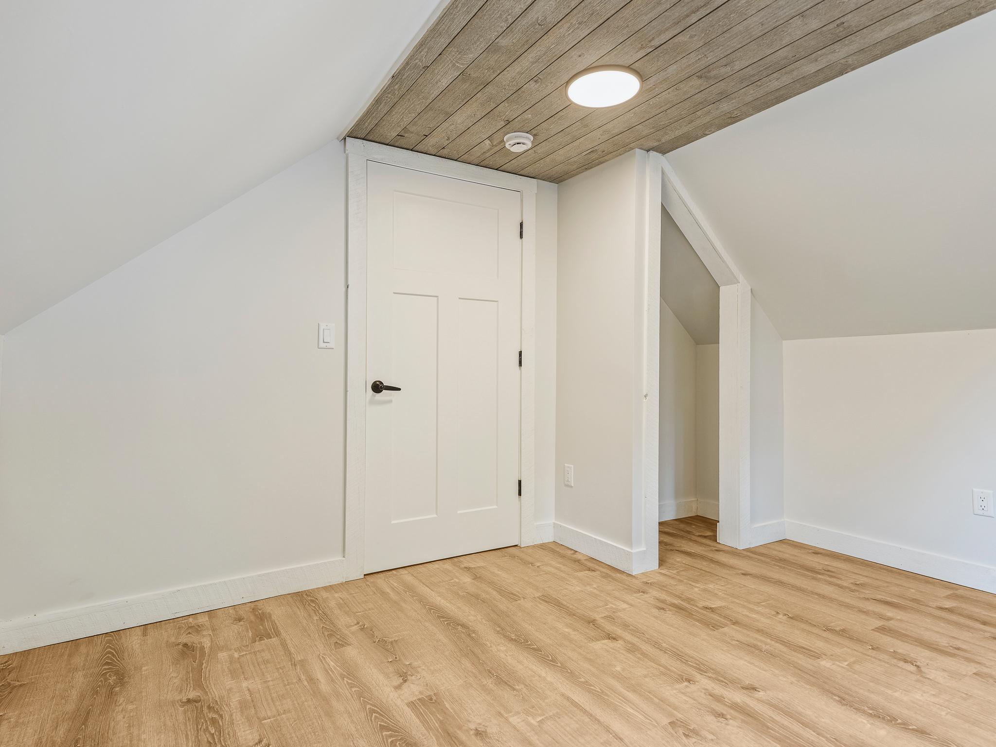 48410 Squaw Point Trl Property Photo 38