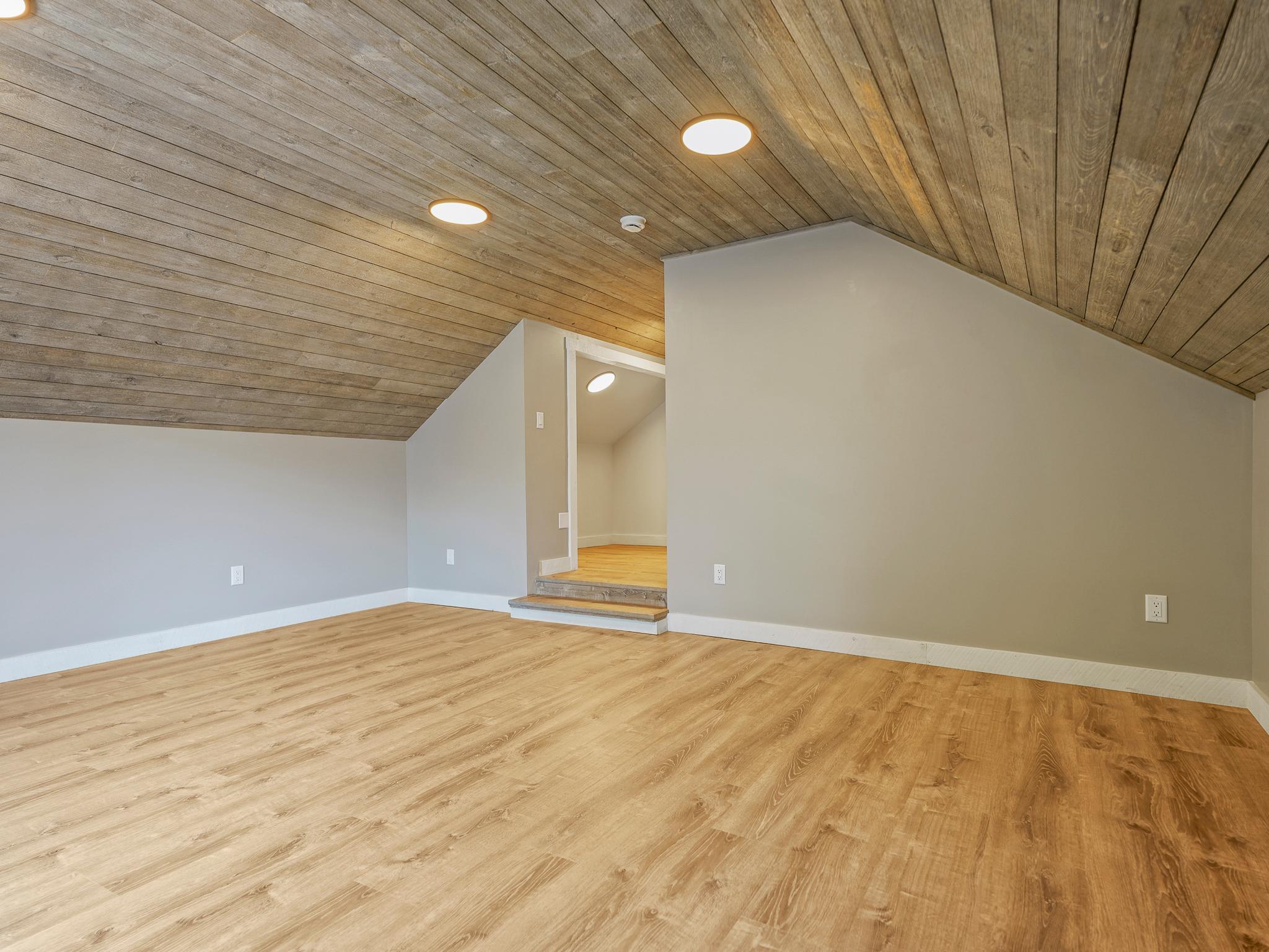48410 Squaw Point Trl Property Photo 45