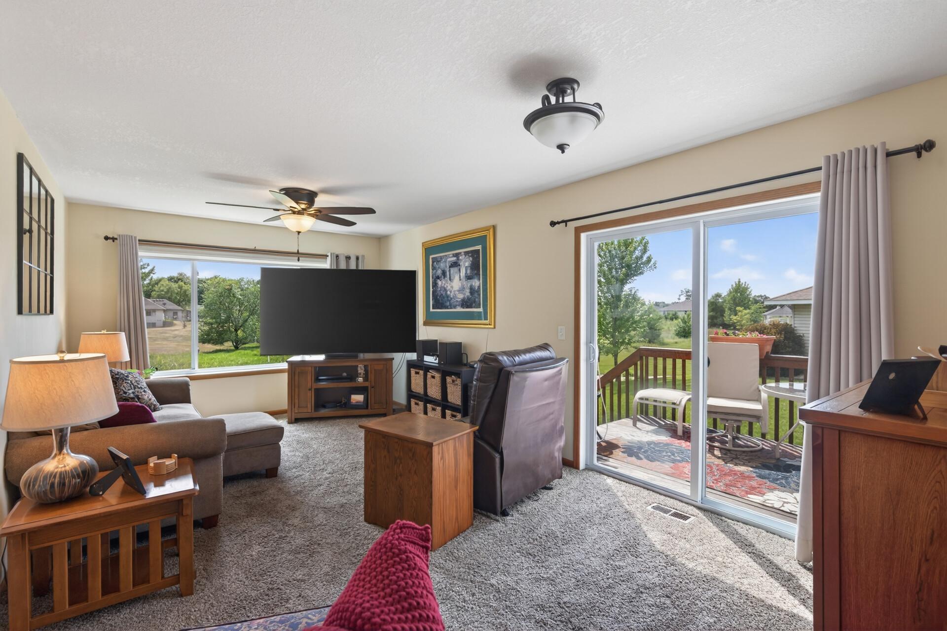 38272 Explorer Circle Property Photo 11