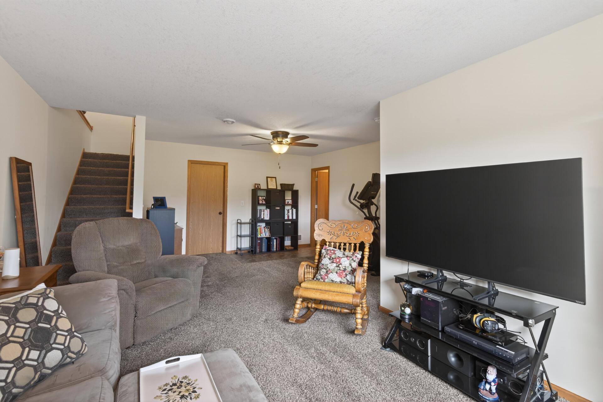 38272 Explorer Circle Property Photo 21