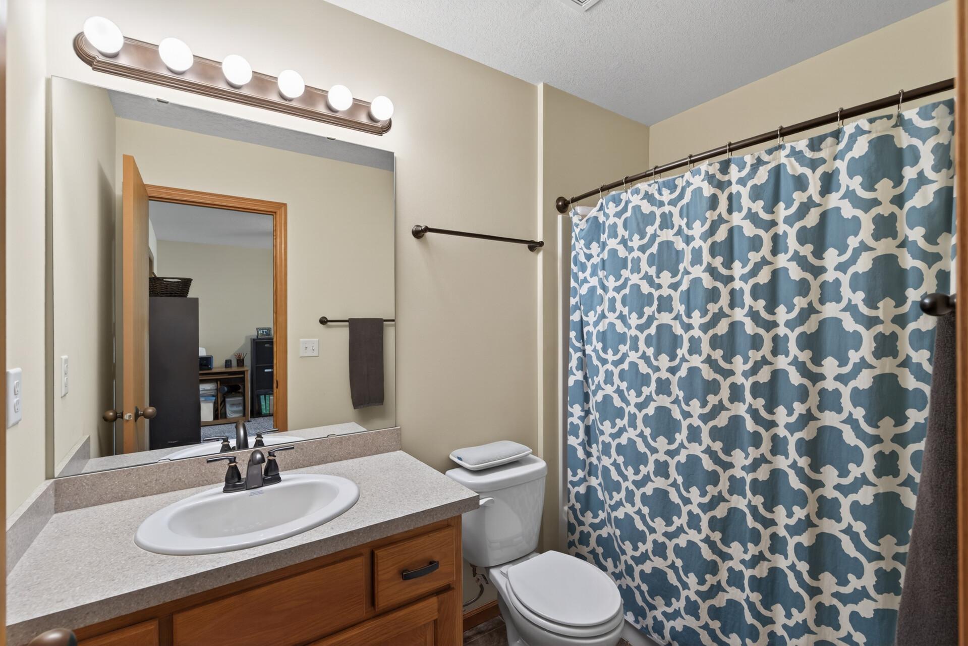 38272 Explorer Circle Property Photo 24