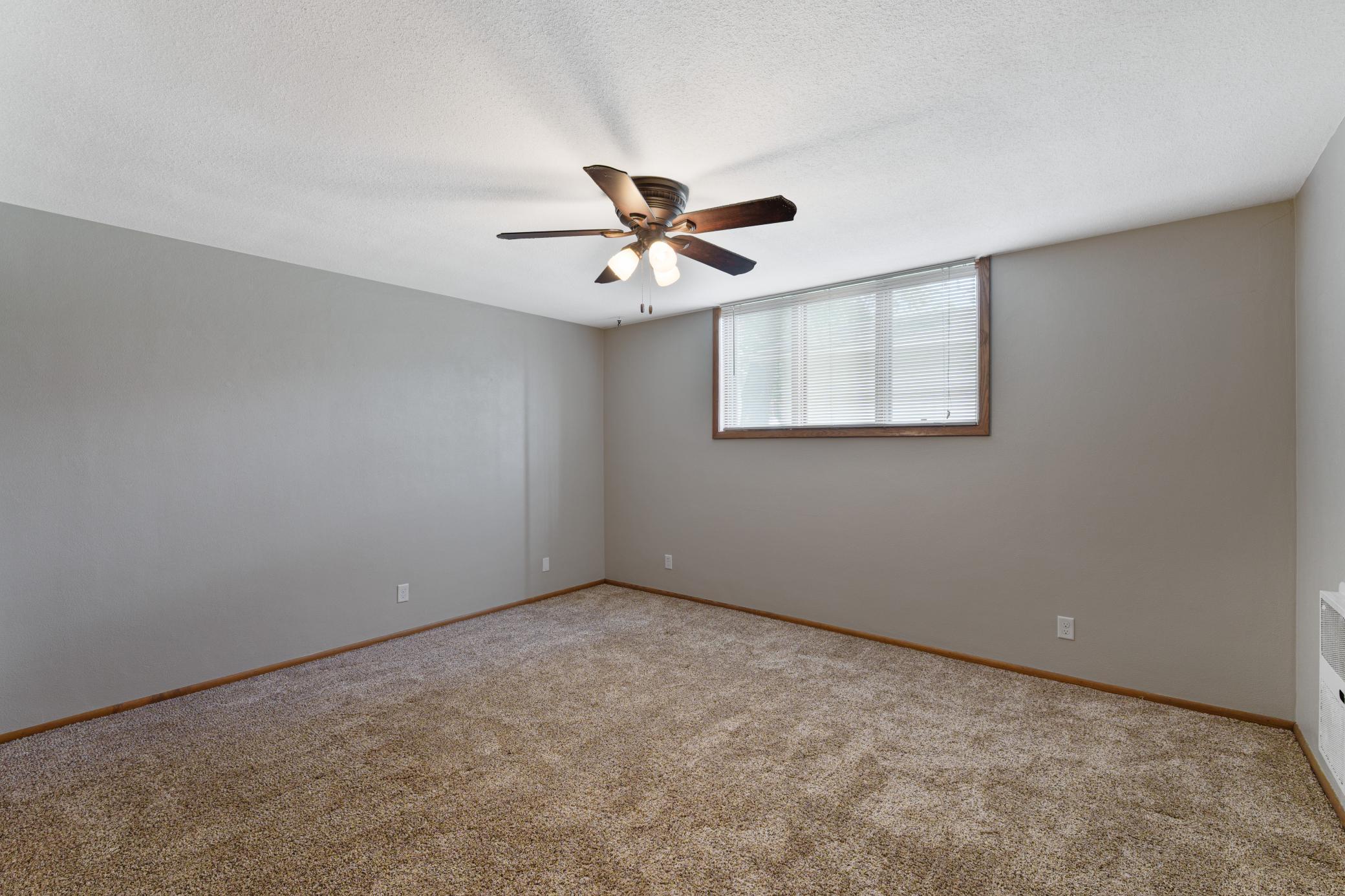 813 6th Avenue N B7 Property Photo 9