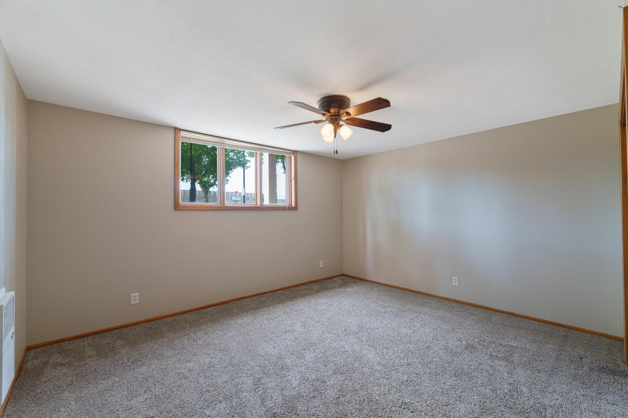 813 6th Avenue N B7 Property Photo 11