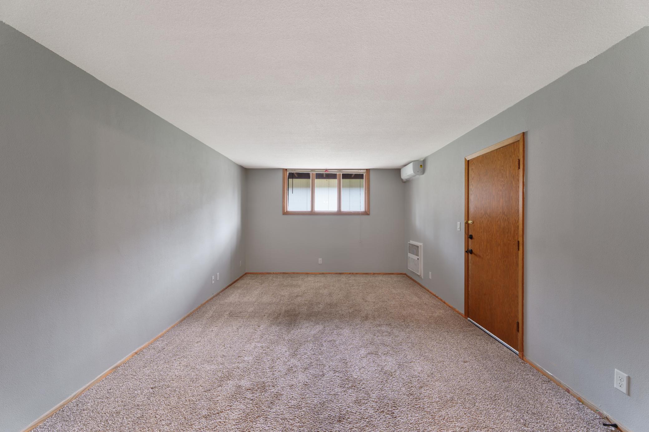 813 6th Avenue N B7 Property Photo 13