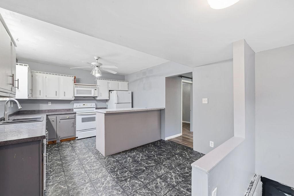 1313 98th Avenue W Property Photo 3