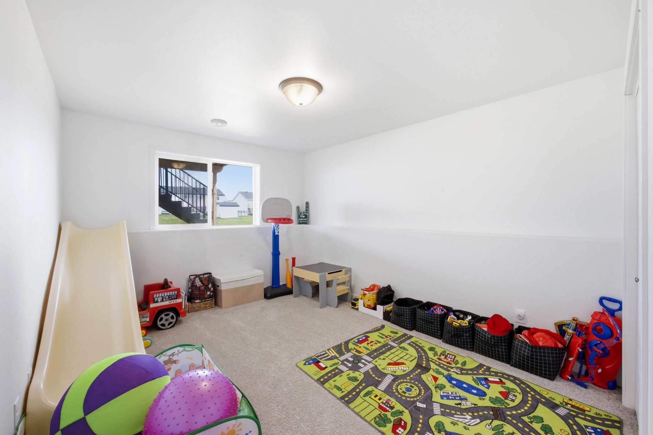6321 Saint Ann Avenue Property Photo 26