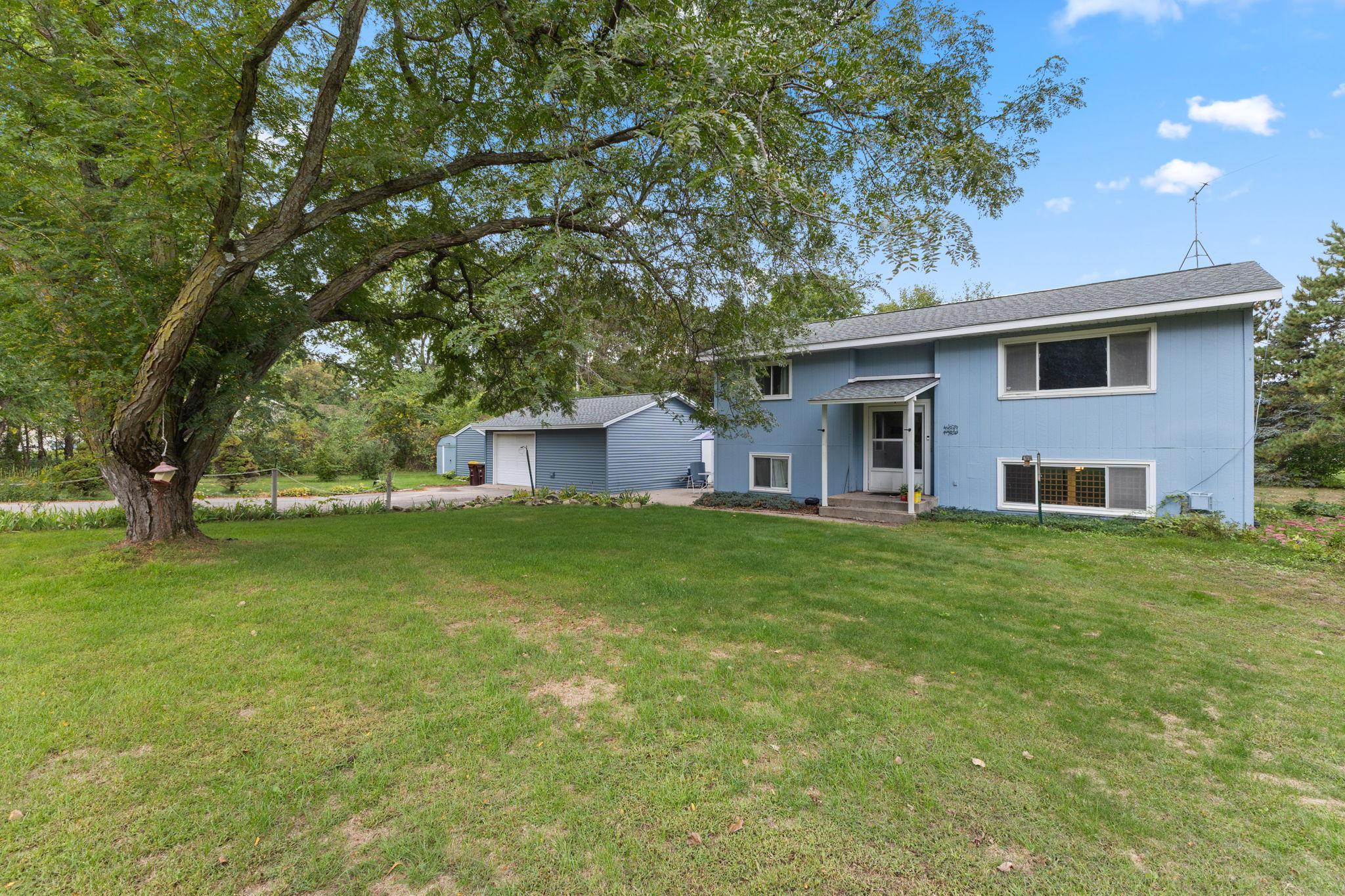 20091 Red Wing Boulevard Property Photo 1
